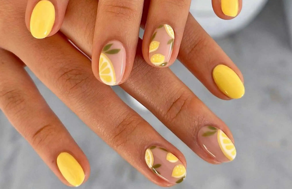 Manicure Semipermanente - Decorado dos uñas